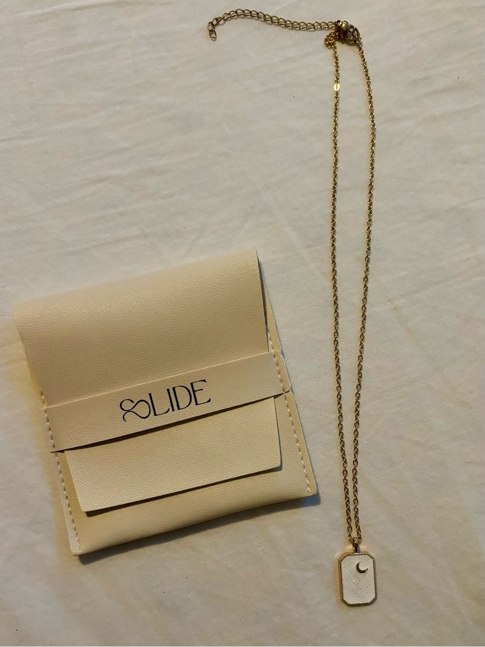 SLIDE Gold Crescent Moon Pendant Necklace – Cream Holder Included